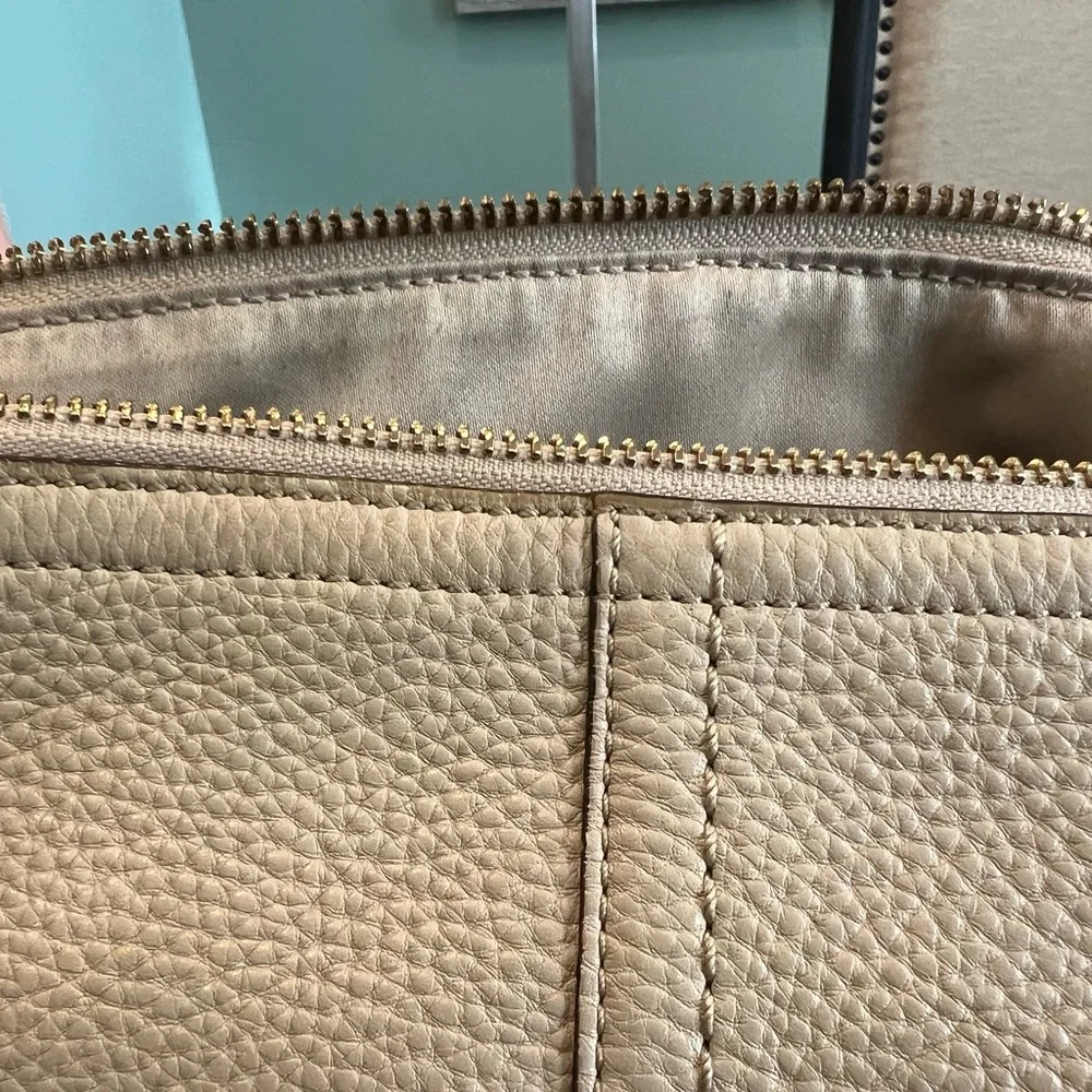 Coach Shoulder Bag A0882-11838